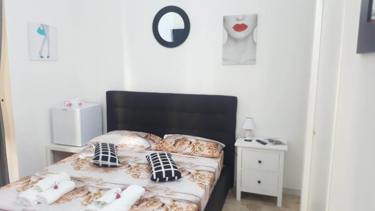Apartamento Exclusive House Center Catania Exterior foto