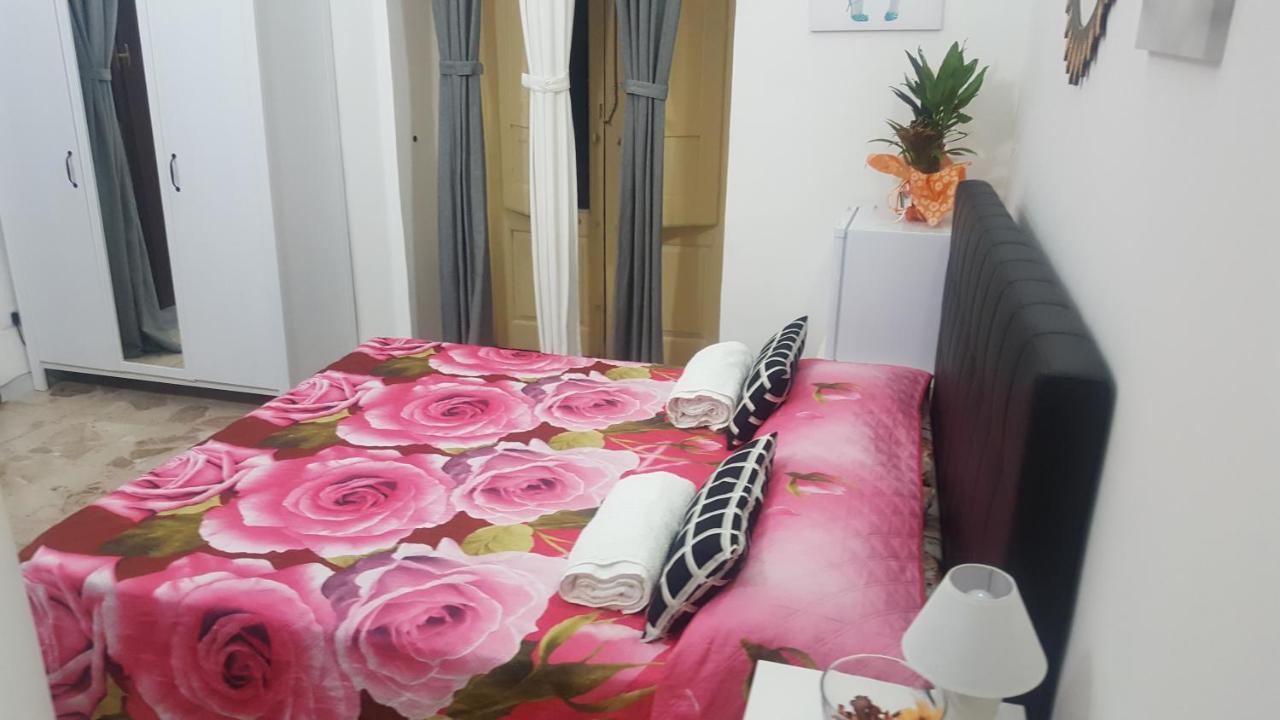 Apartamento Exclusive House Center Catania Exterior foto